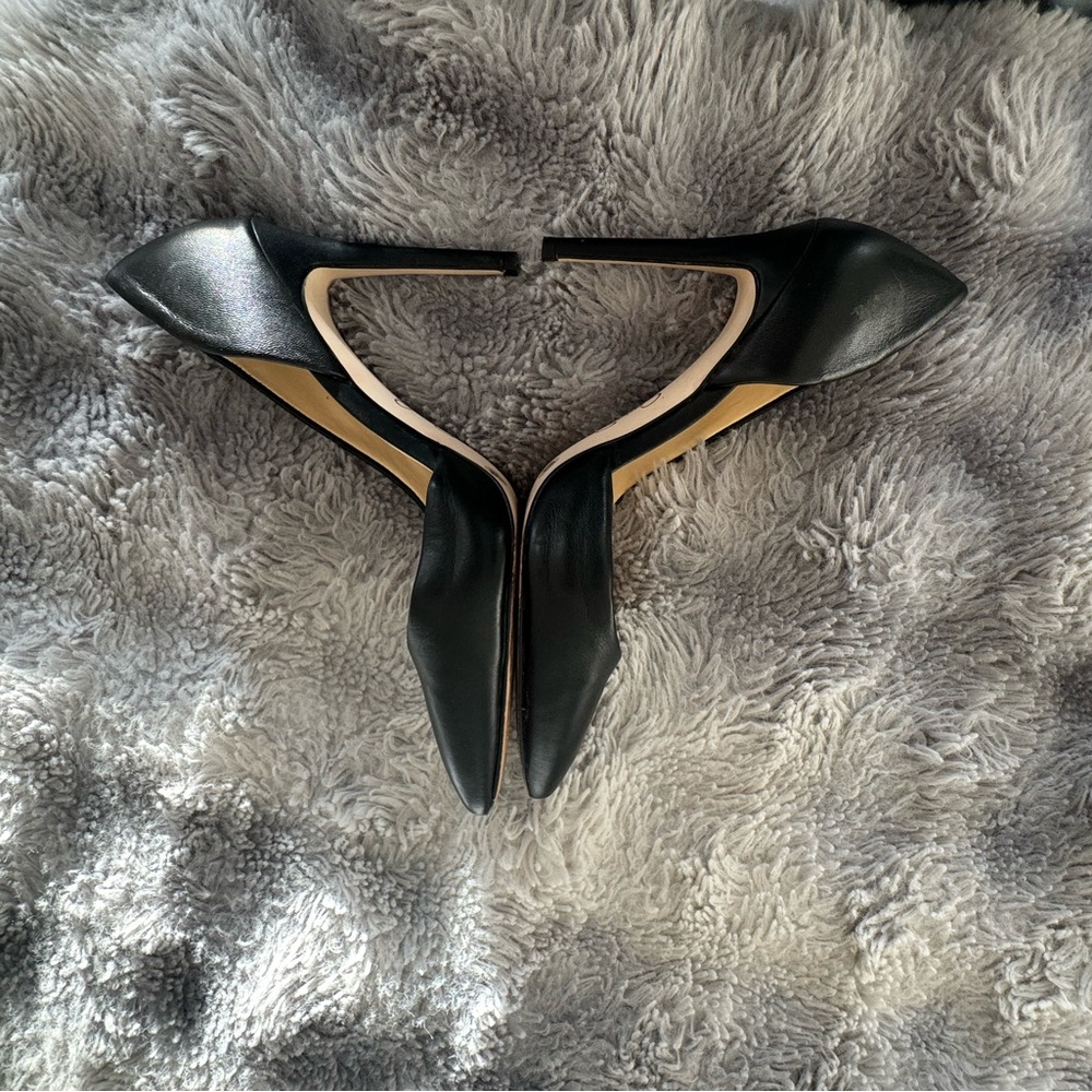 Jessica Simpson Black Pointed Heels